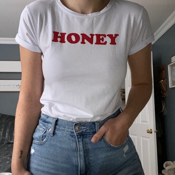 3/$30 ✨ Honey Tee - Picture 2 of 2